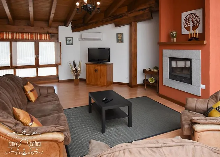 La Casona De Cinco Canos *