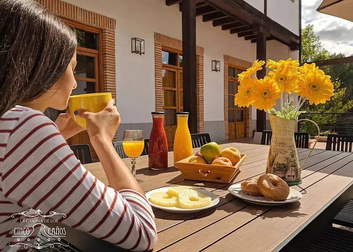 La Casona De Cinco Canos